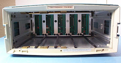 Tektronix TM515 Mainframe
